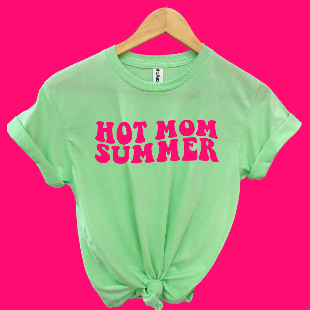 Hot Mom Summer Soft Graphic Tee
