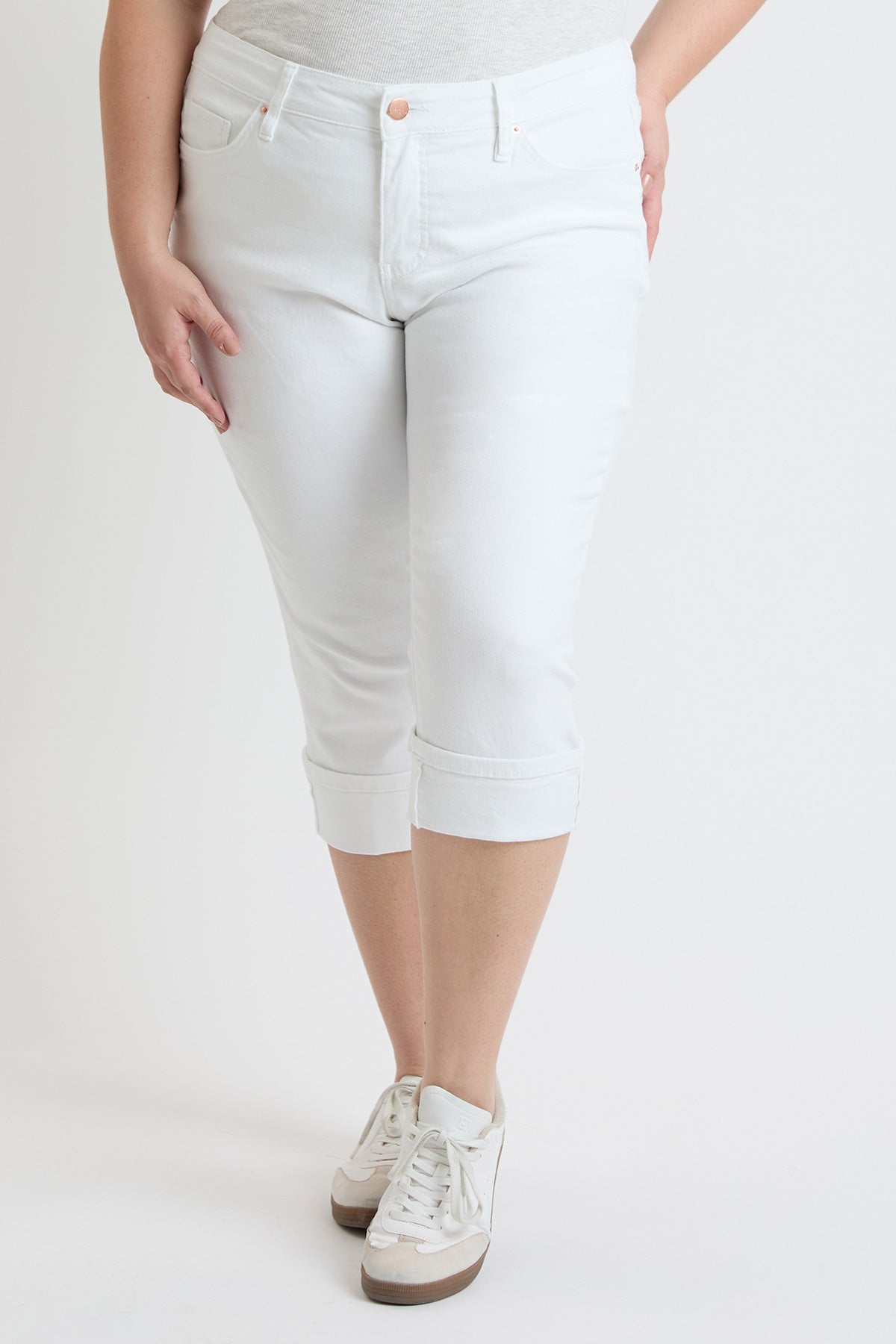 Curvy Premium Stretch Cuff Essential Capri