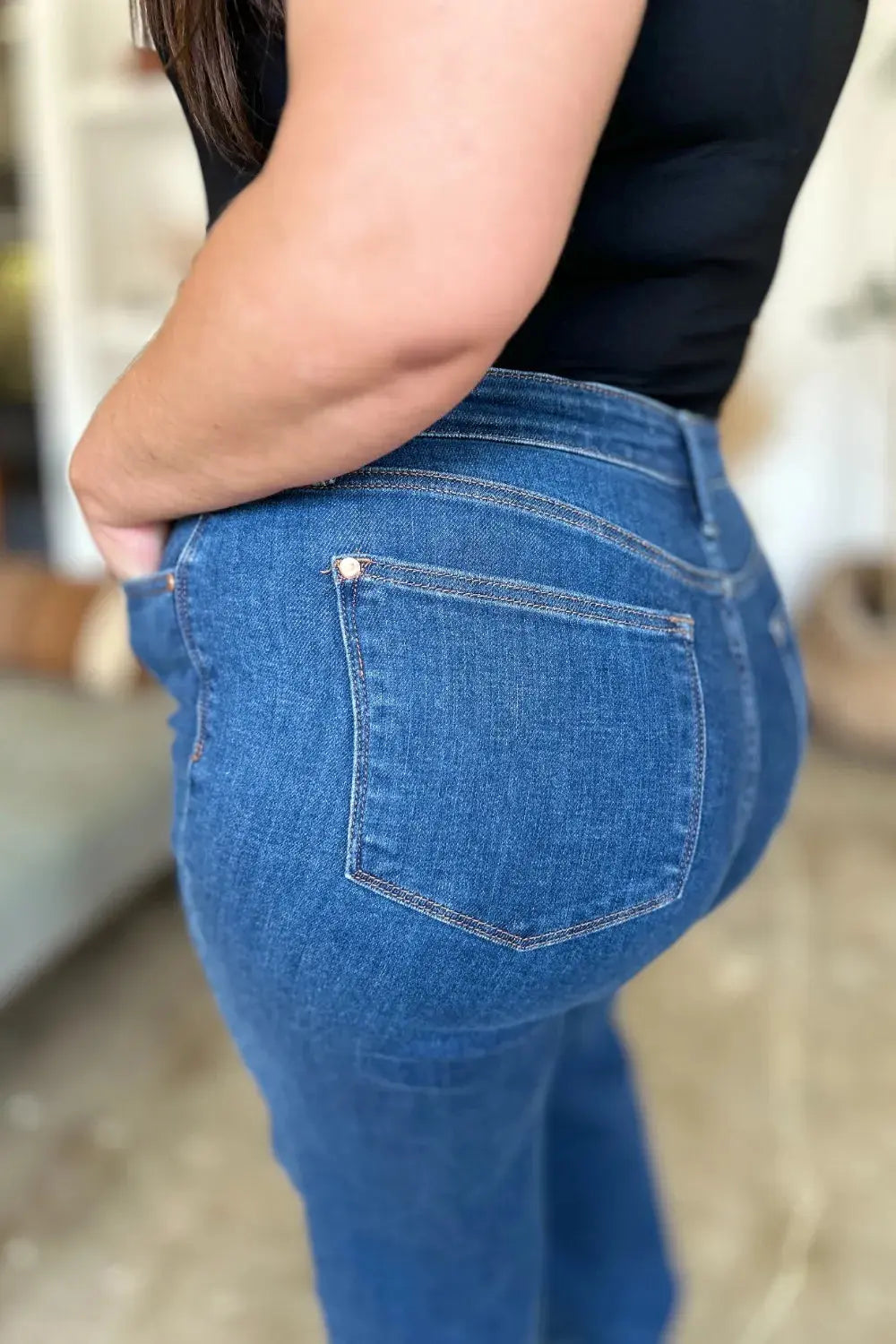 High Rise Straight Leg Jeans