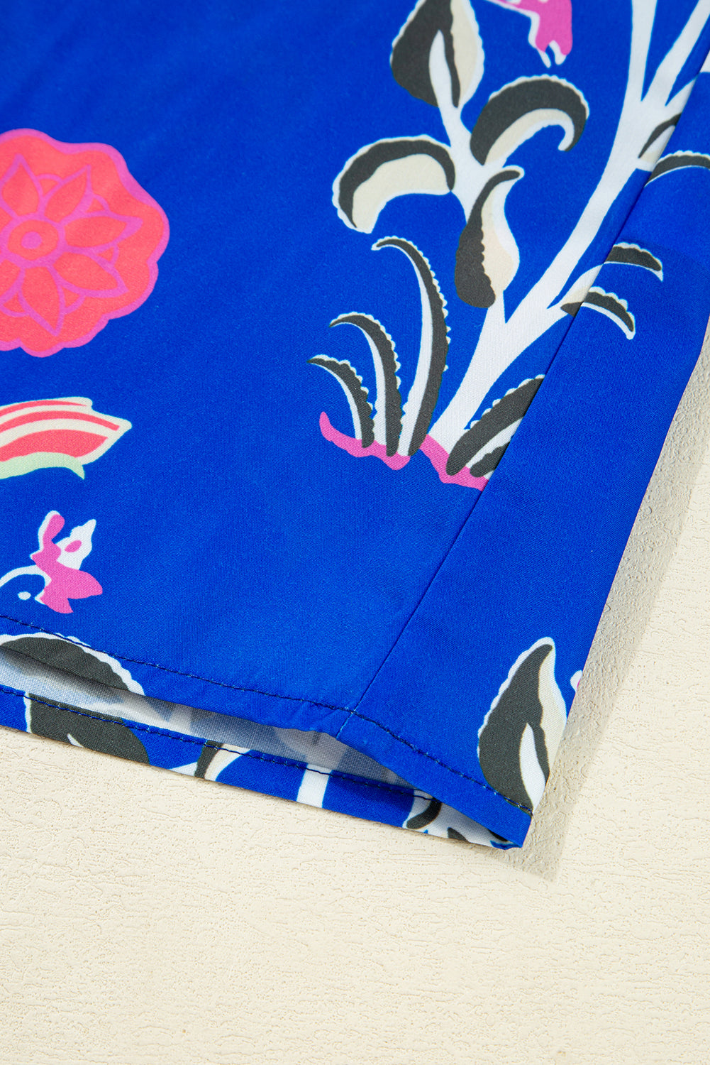 PRE-ORDER: Blue Floral Print Pop Of Color V Neck Puff Sleeve Blouse