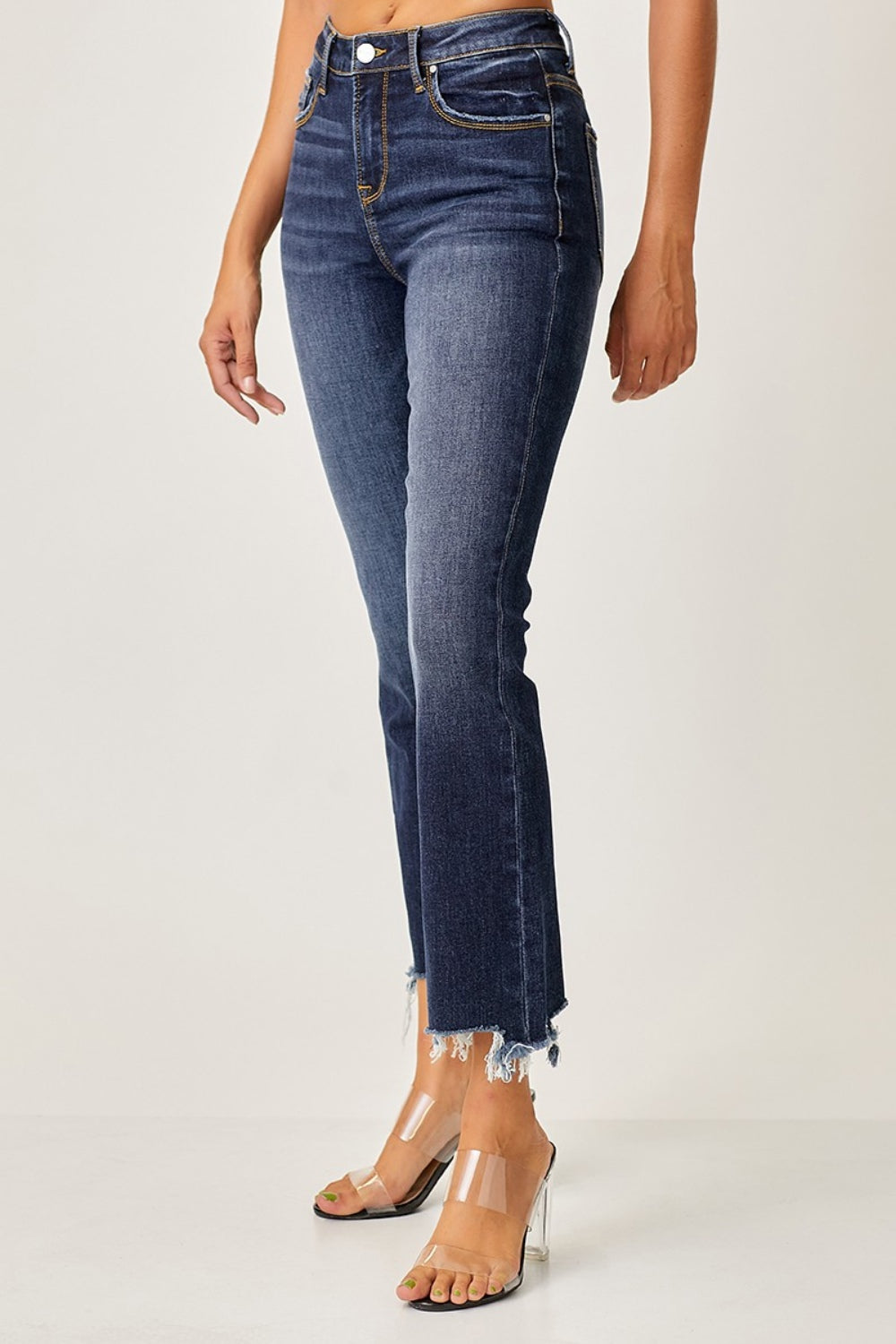 Frayed Hem Cropped Straight Jeans