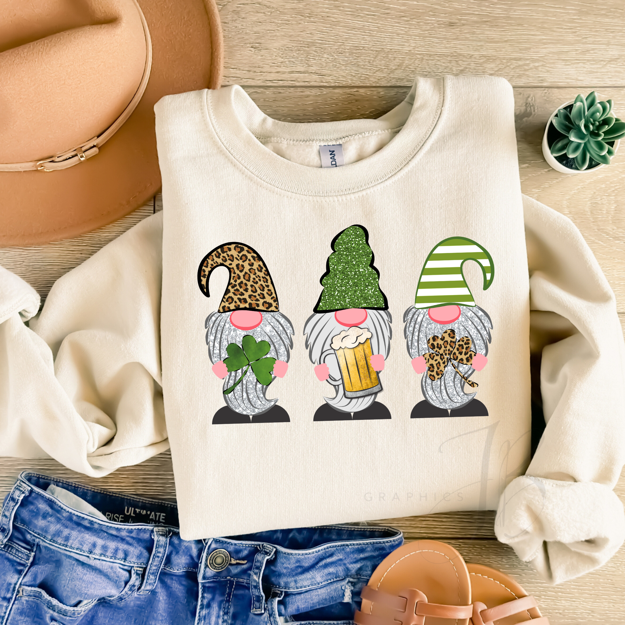 St Patricks Three Gnome Beer SWEATSHIRT