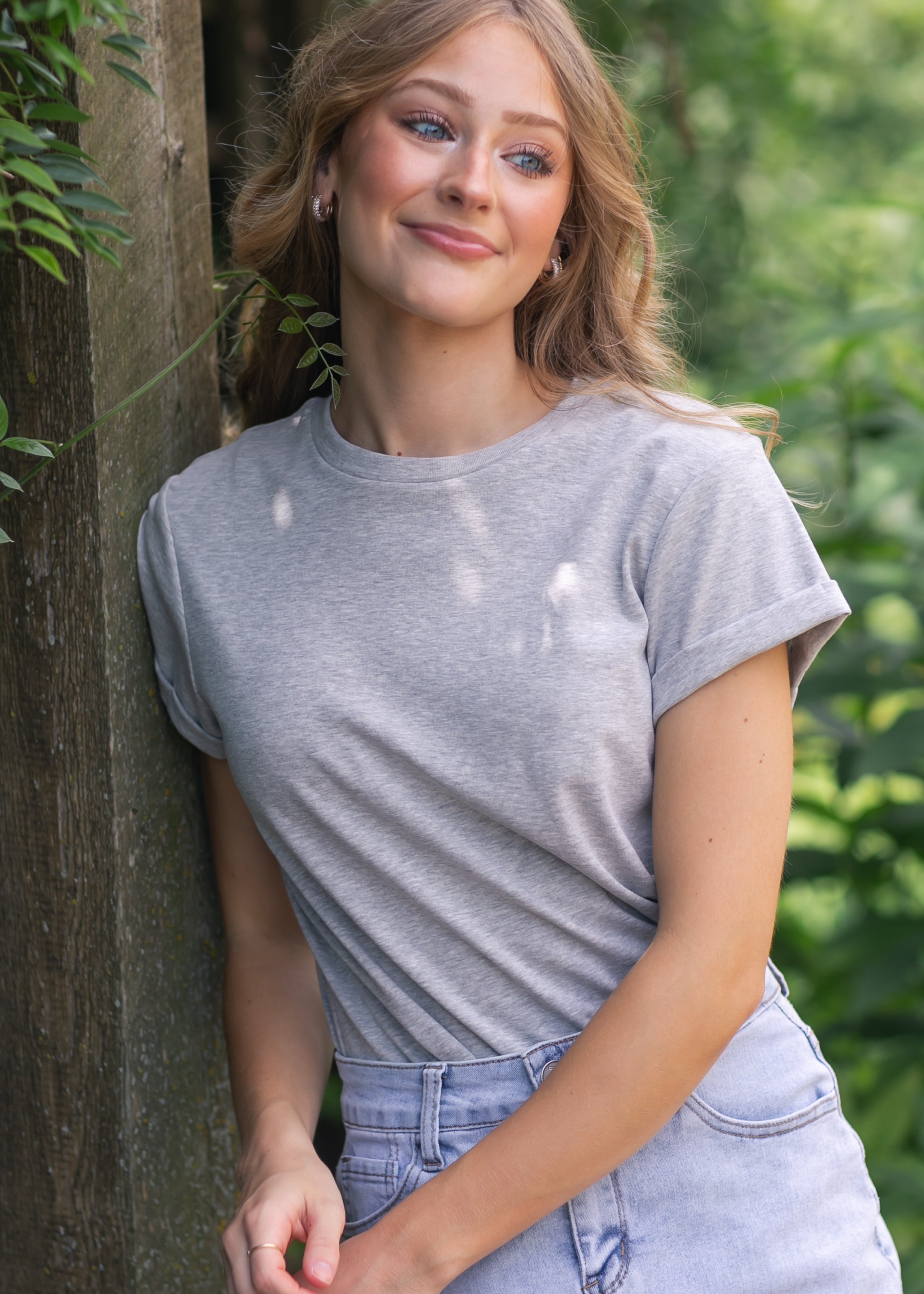 Short Sleeve Essential Basic Tee